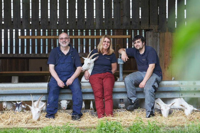 2025_Staehr_Ziegenhof_012_675x450 Biohof Stähr Eggolsheim